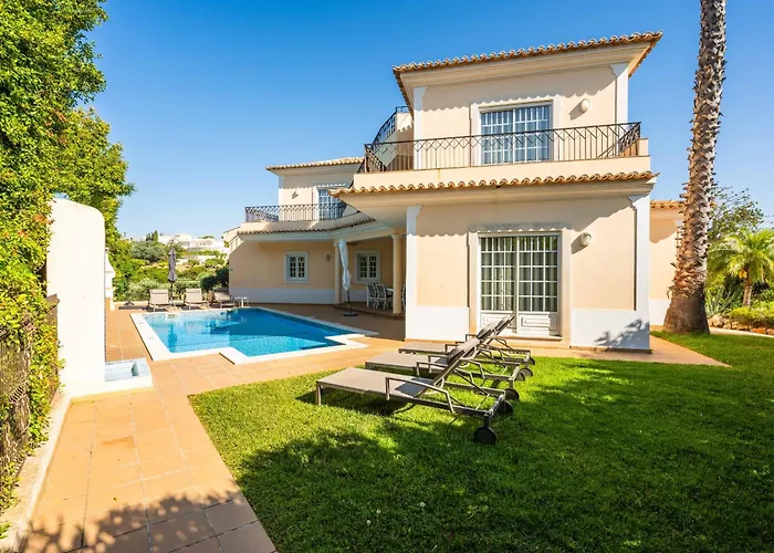 Villa Monte Das Oliveiras With Private Pool Albufeira